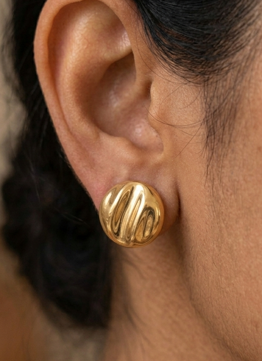 Golden Rippled Wave Stud Earrings