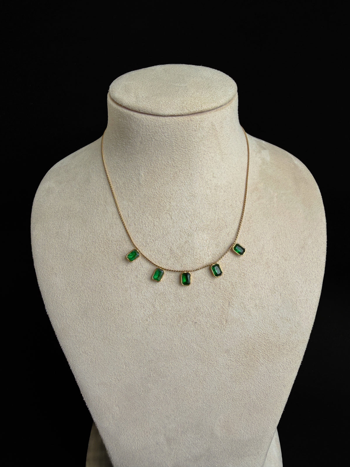 Green Emerald stone Necklace