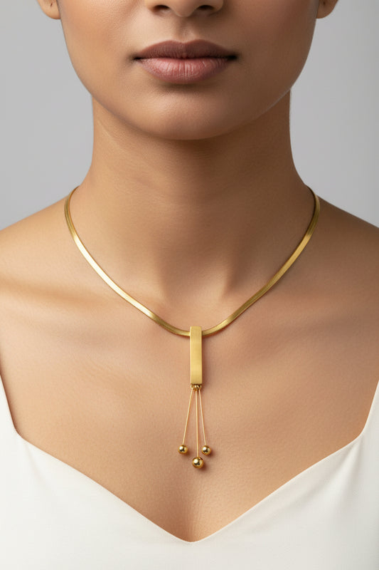 Stringed metal ball with Snake chain