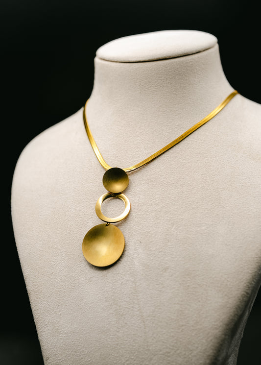 Eclipse pendent with snake chain