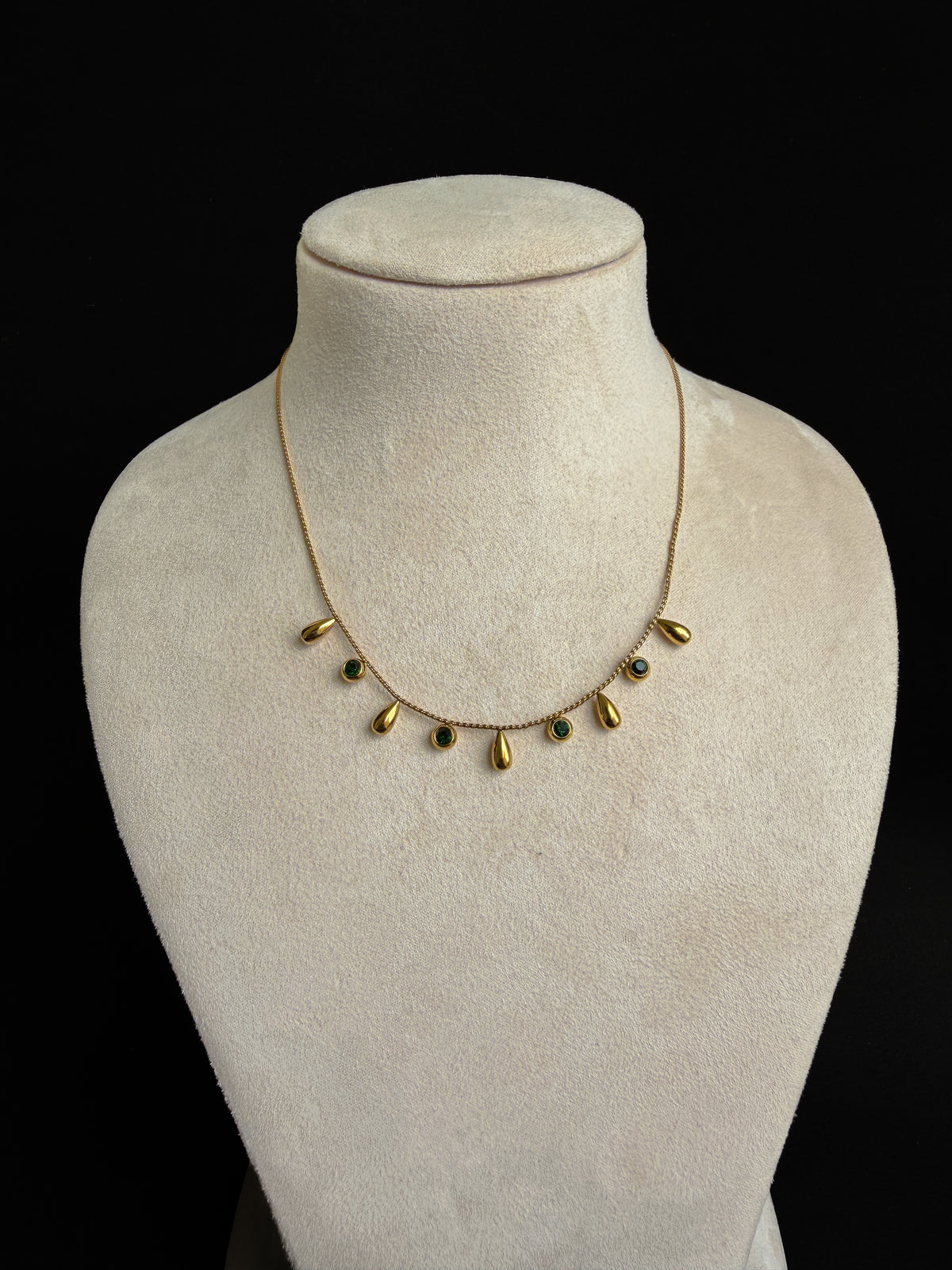 Dewdrop Necklace